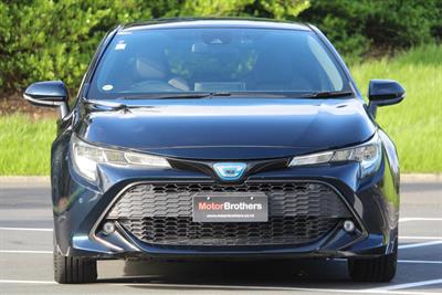 2018 Toyota Corolla - Thumbnail