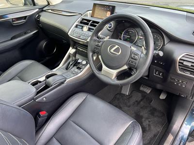 2014 Lexus NX 300h - Thumbnail