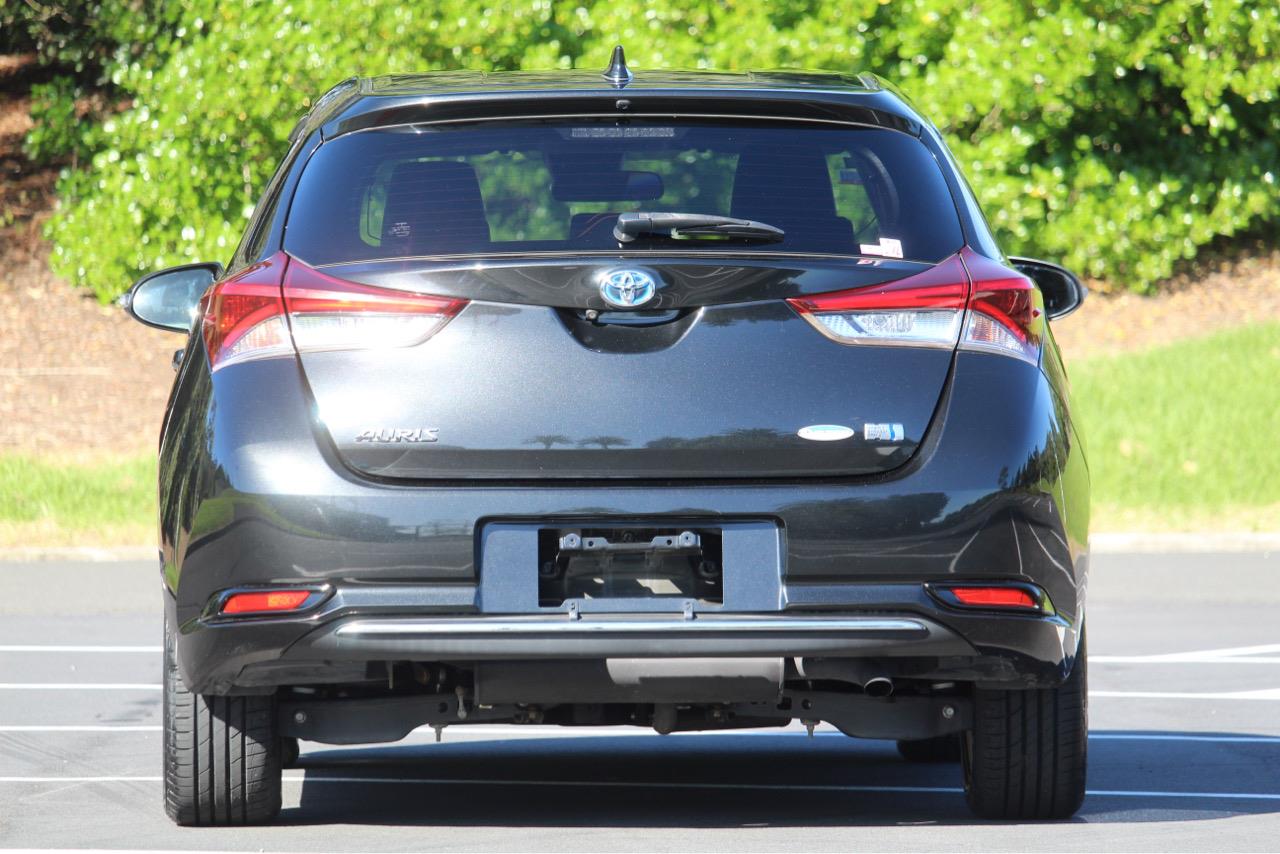 2016 Toyota AURIS