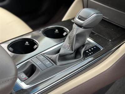 2018 Toyota Crown - Thumbnail