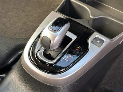 2017 Honda FIT - Thumbnail